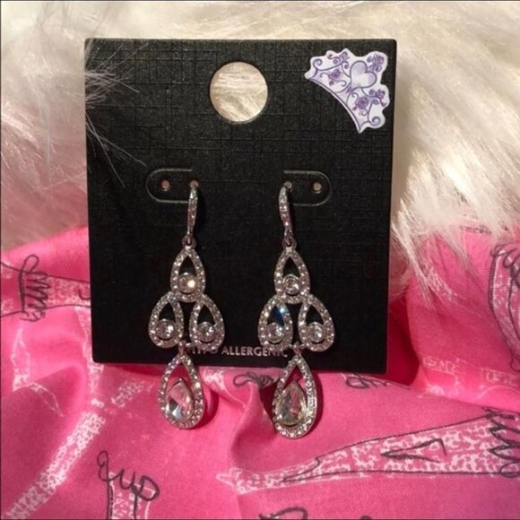 Costume Dangle Fishhook Sparkle Formal Earrings - Picture 5 of 5